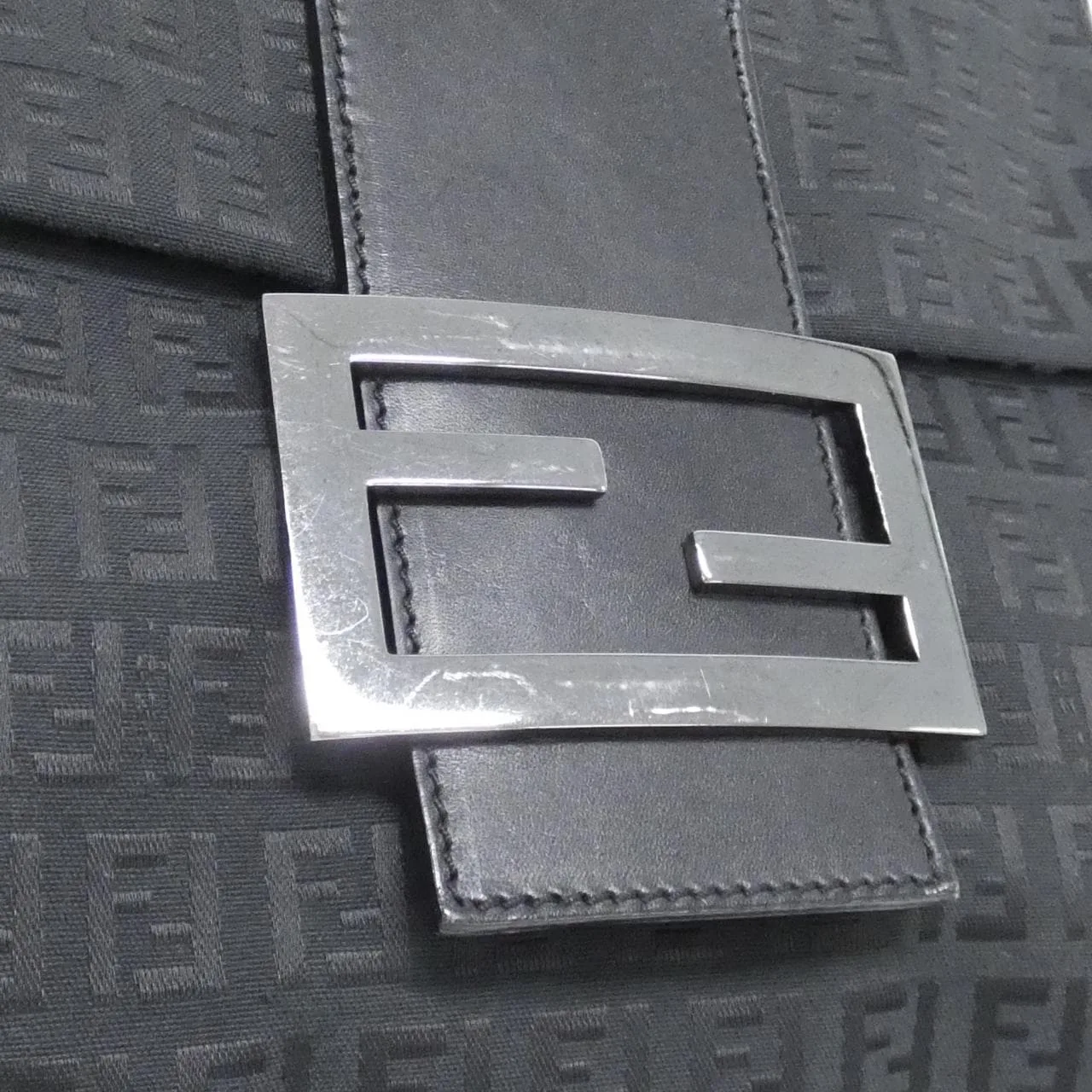 FENDI 8BT127 JQ5 肩背包 帆布 4