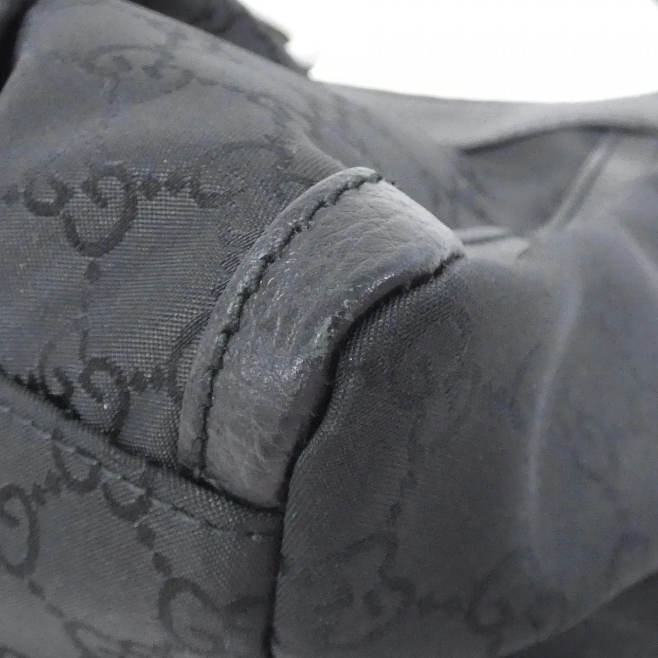 GUCCI 265692 肩背包 尼龍 3
