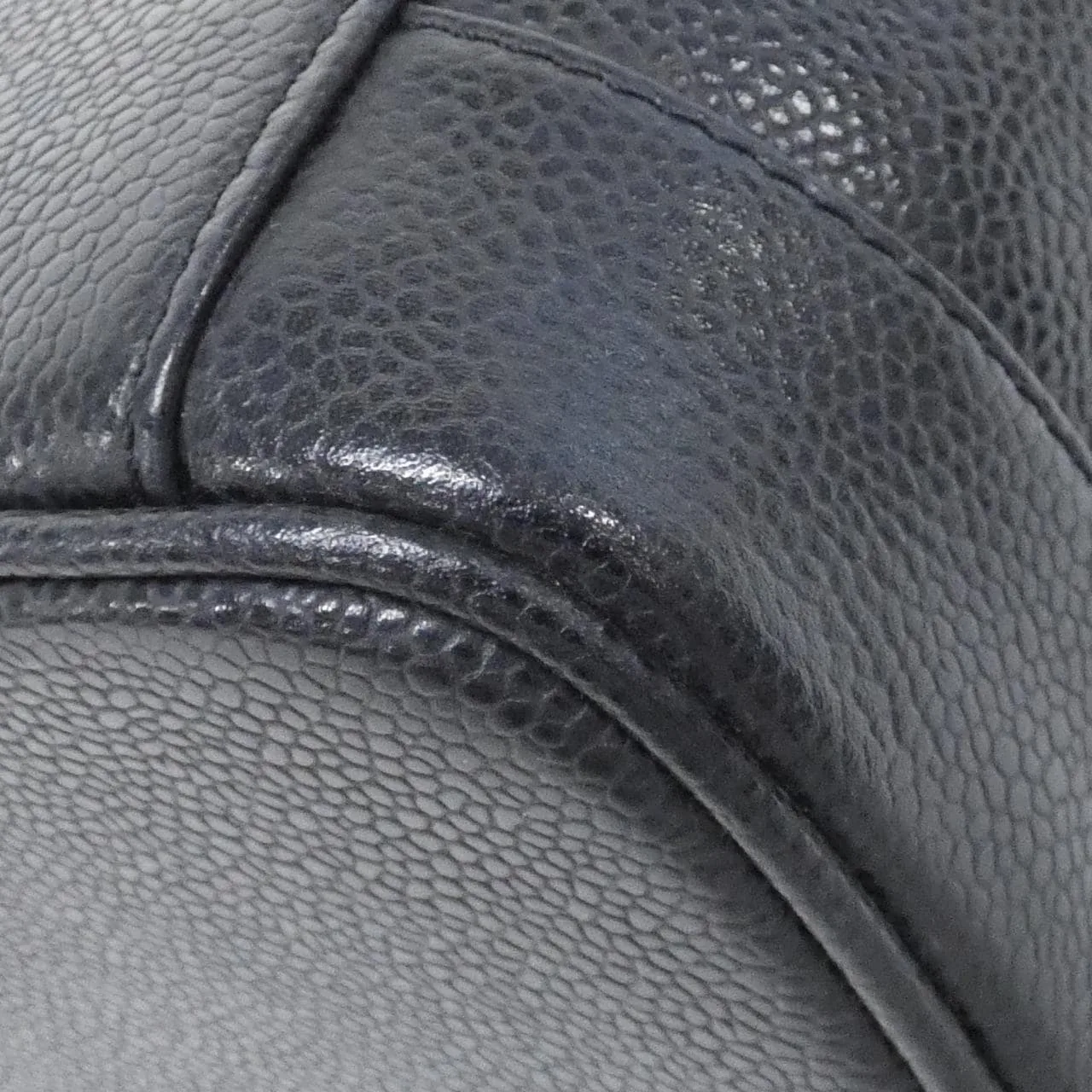 CHANEL 1998 Handbag Grained Calfskin 3