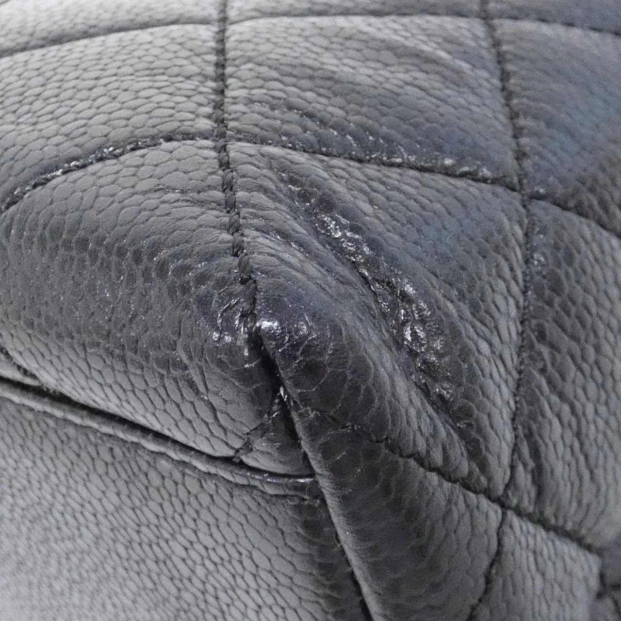 CHANEL Matelasse 12397 Handbag Grained Calfskin 3