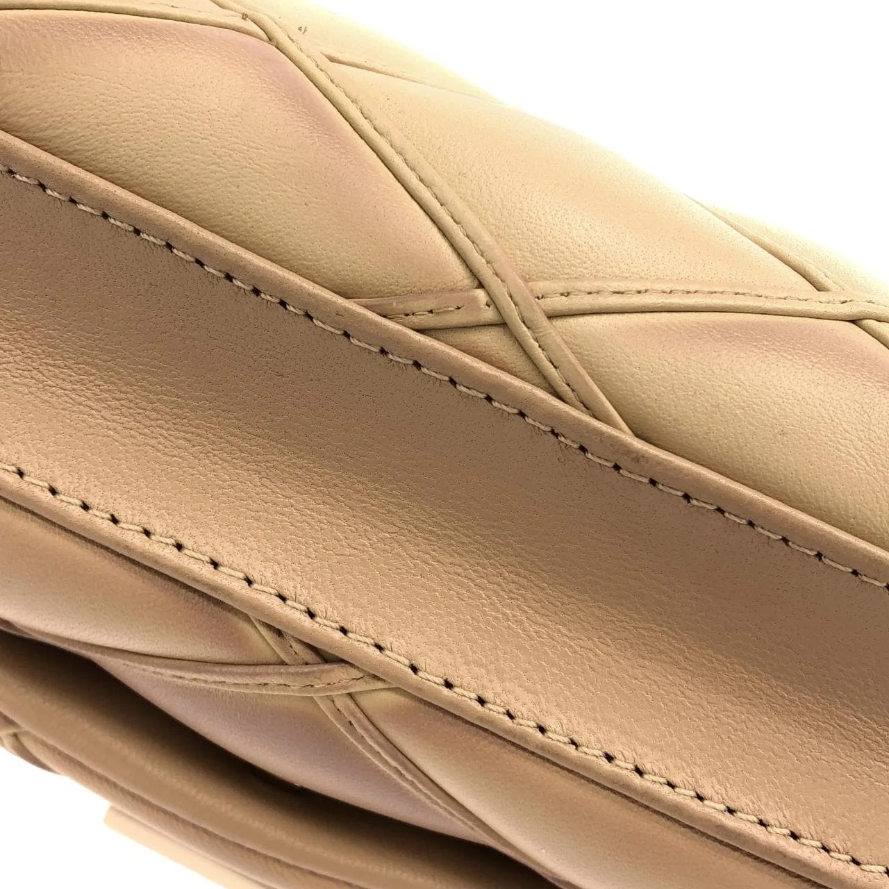LOUIS VUITTON GO-14 M82752 肩背包 羊皮 4