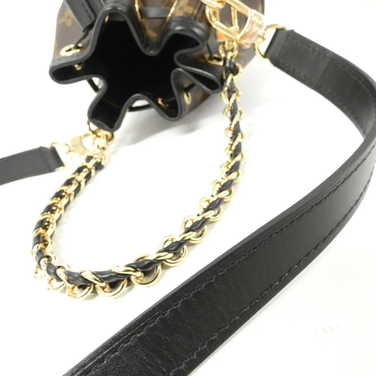 LOUIS VUITTON M83480 Shoulder Monogram 4