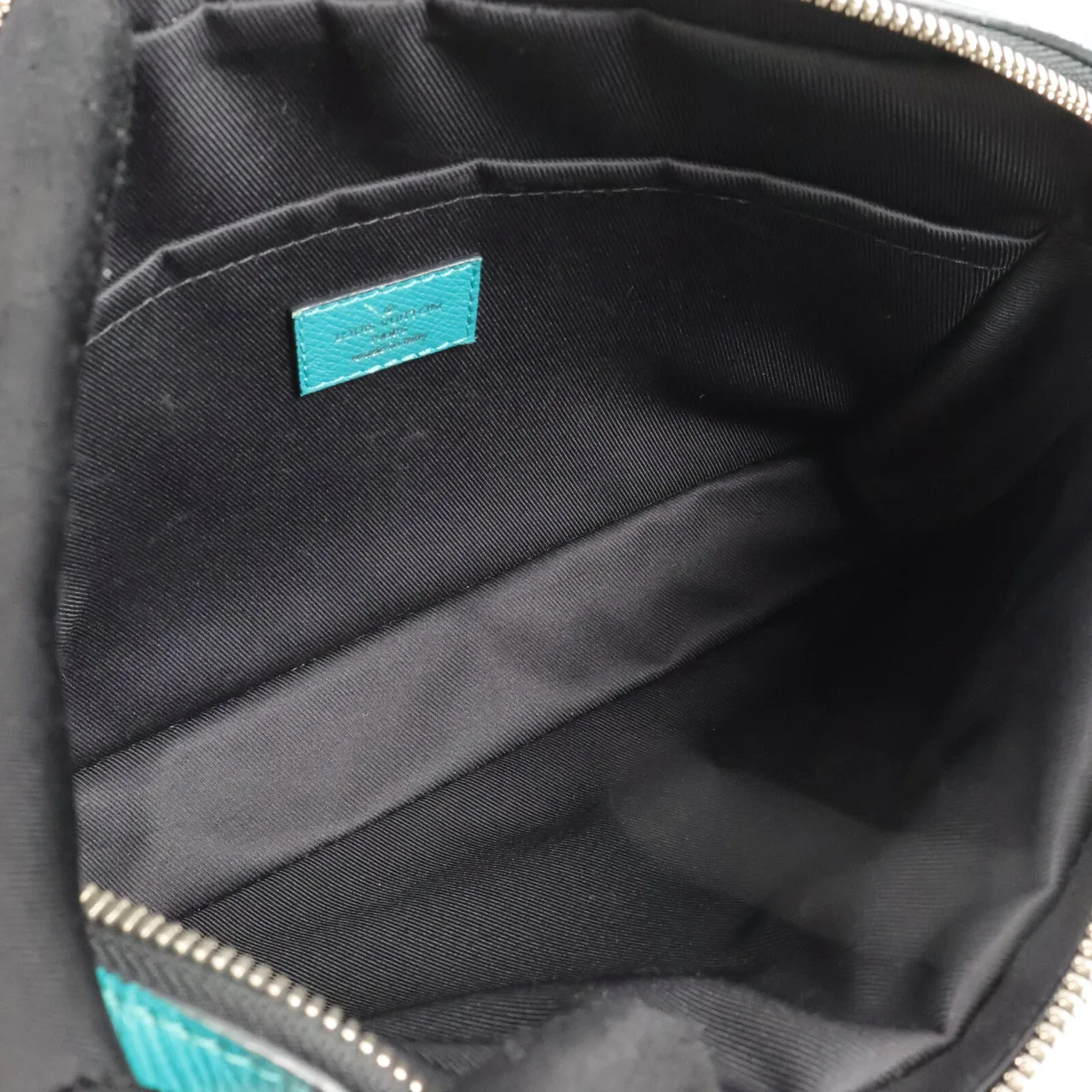 LOUIS VUITTON Outdoor Messenger M30241 肩背包 塗層帆布 5