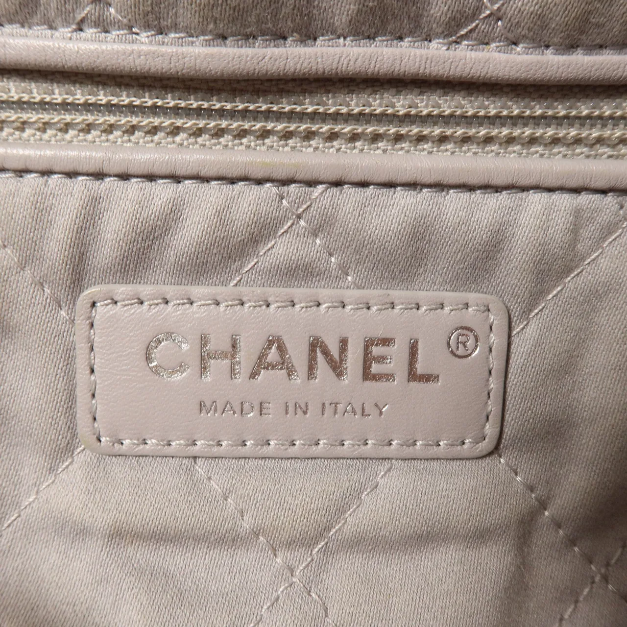 CHANEL AS3260 肩背包 牛皮 6