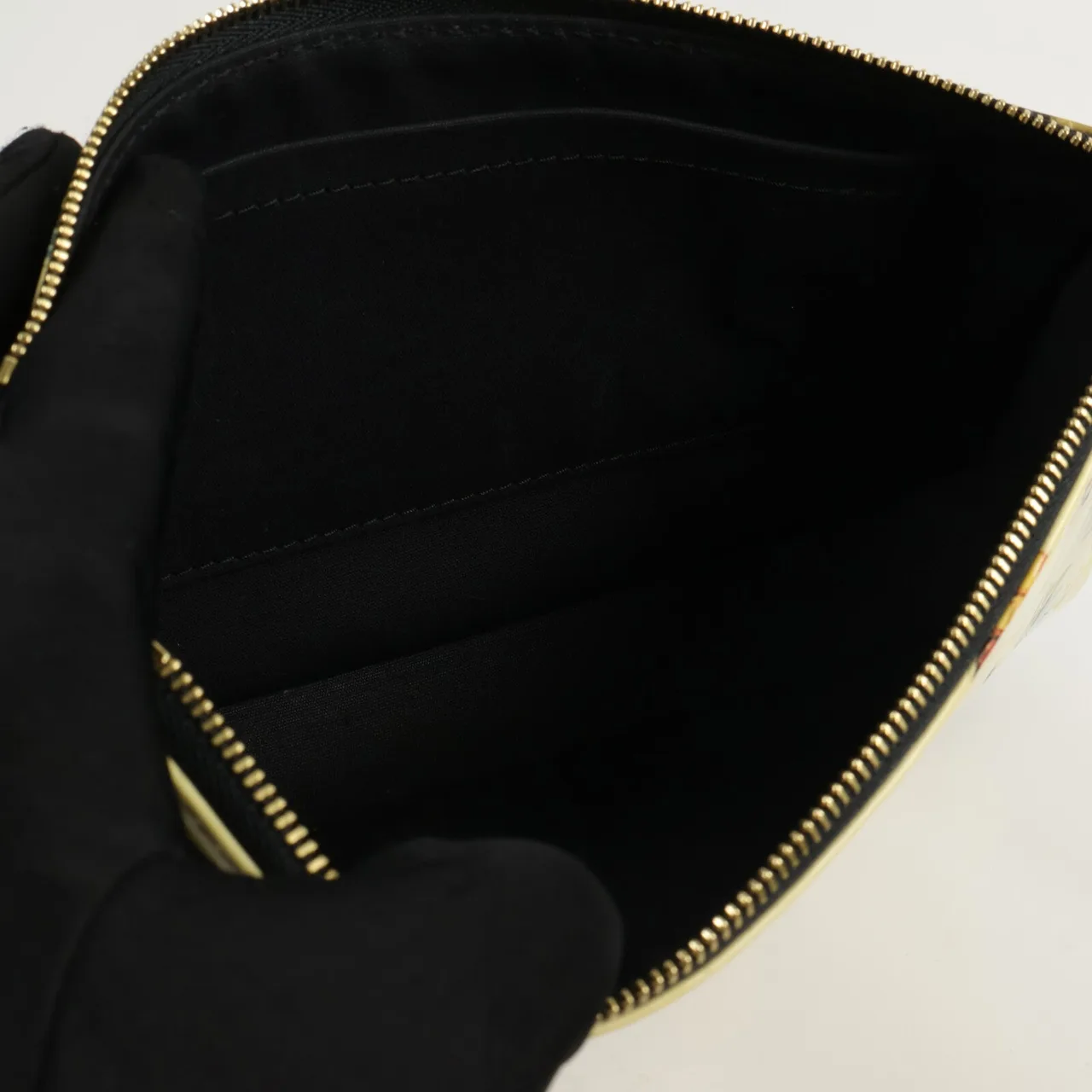 LOUIS VUITTON Pochette Accessoires M90928 肩背包 皮革 5