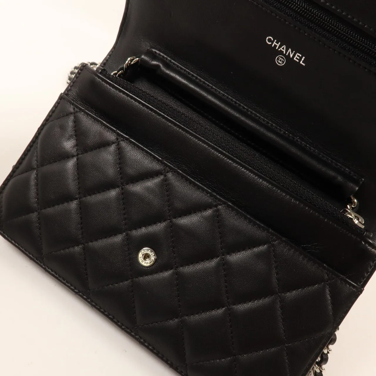 CHANEL A33814 肩背包 羊皮 5